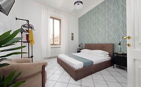 Redseven Rome Apartments